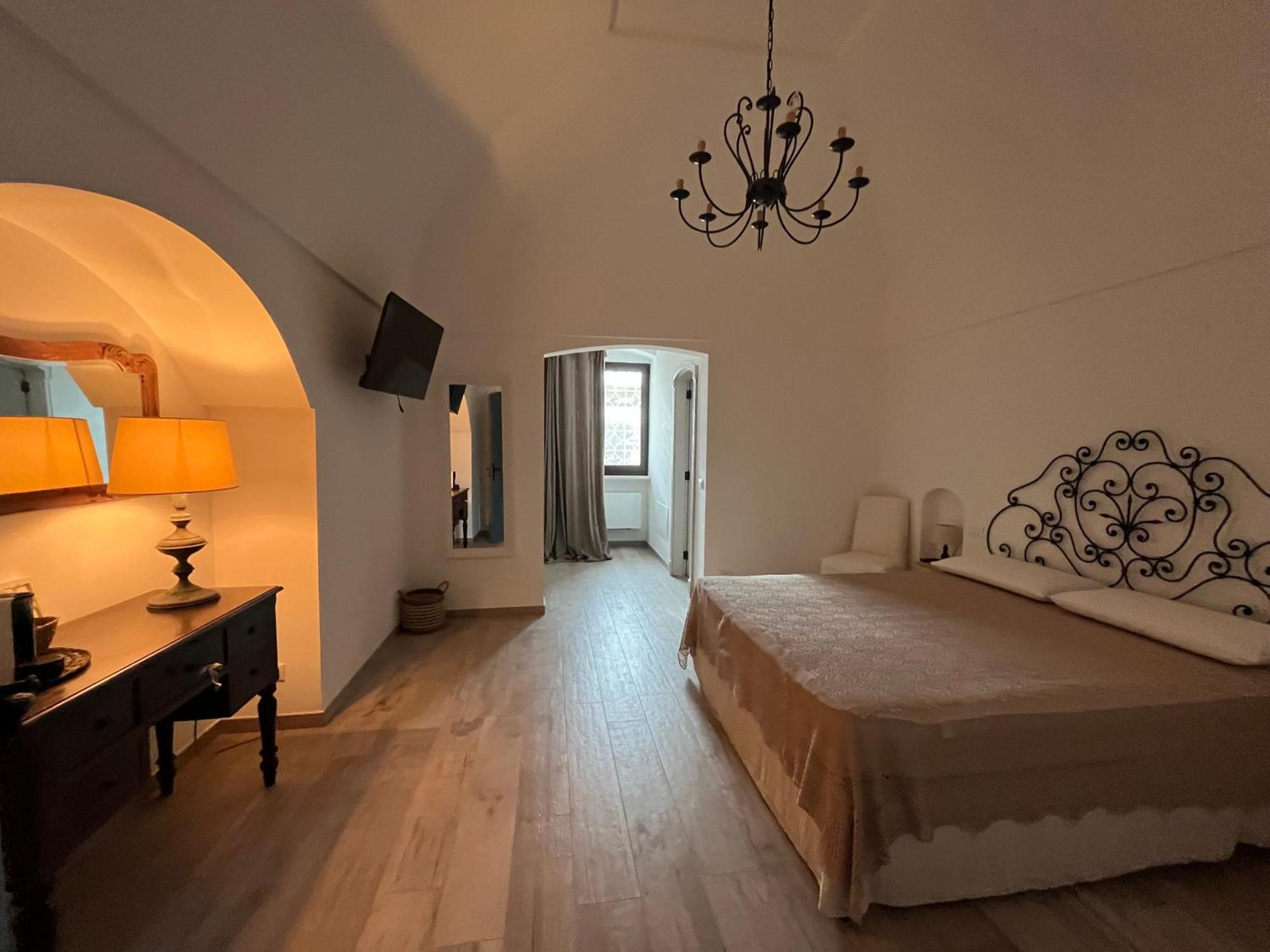Dimora San Michele Hotell Castellana Grotte Exteriör bild